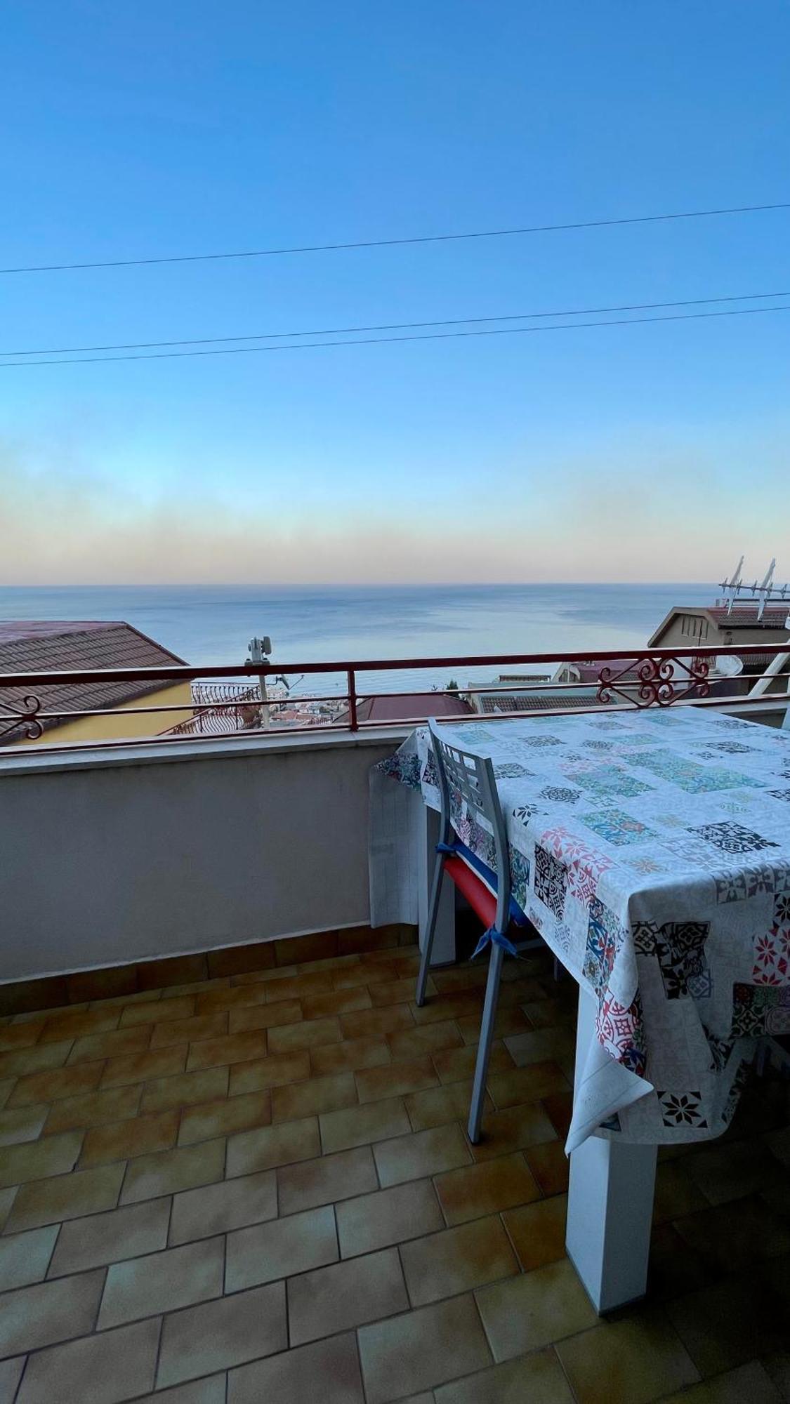 Baia Aurora Villa Letojanni Kültér fotó