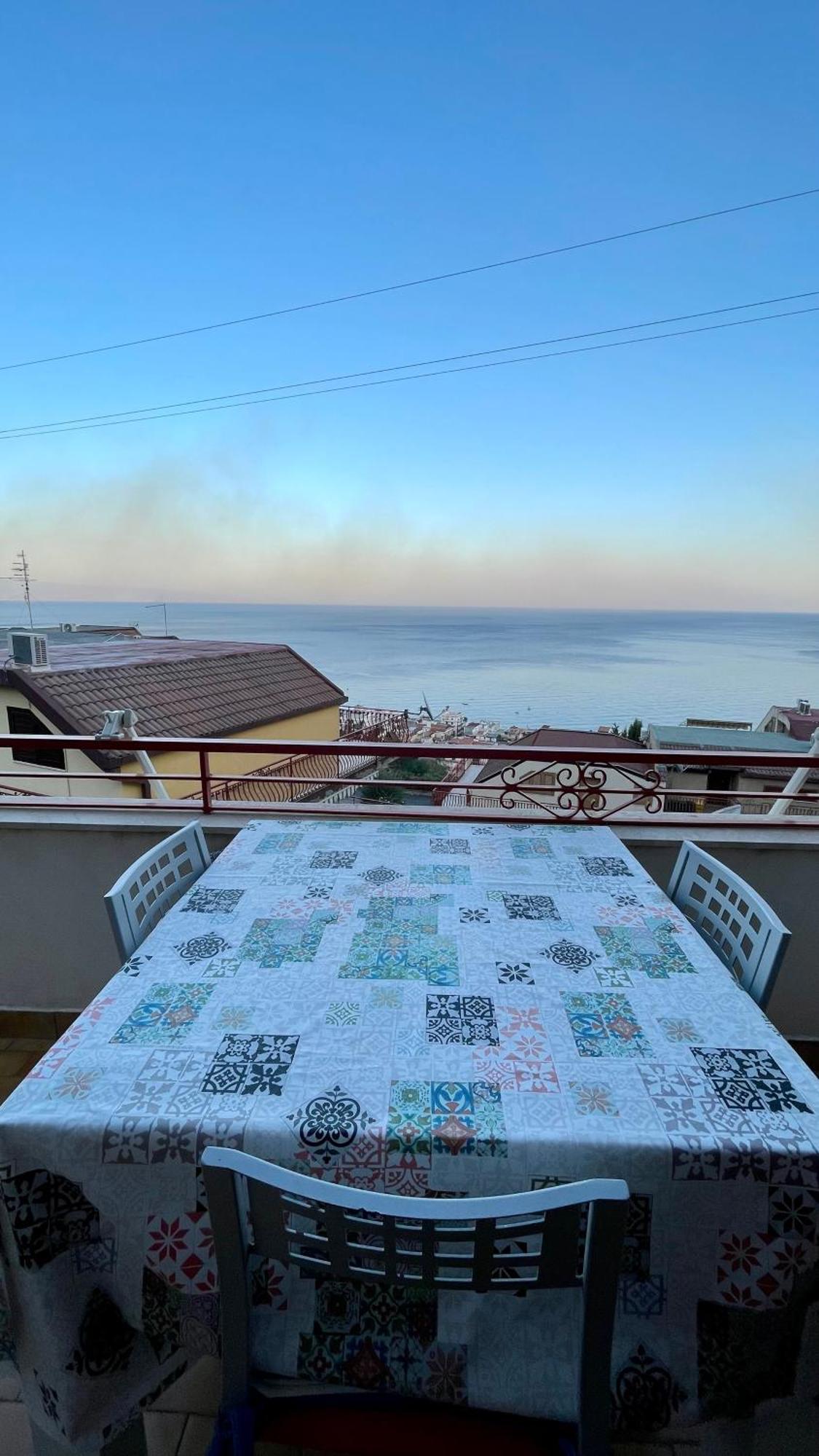 Baia Aurora Villa Letojanni Kültér fotó