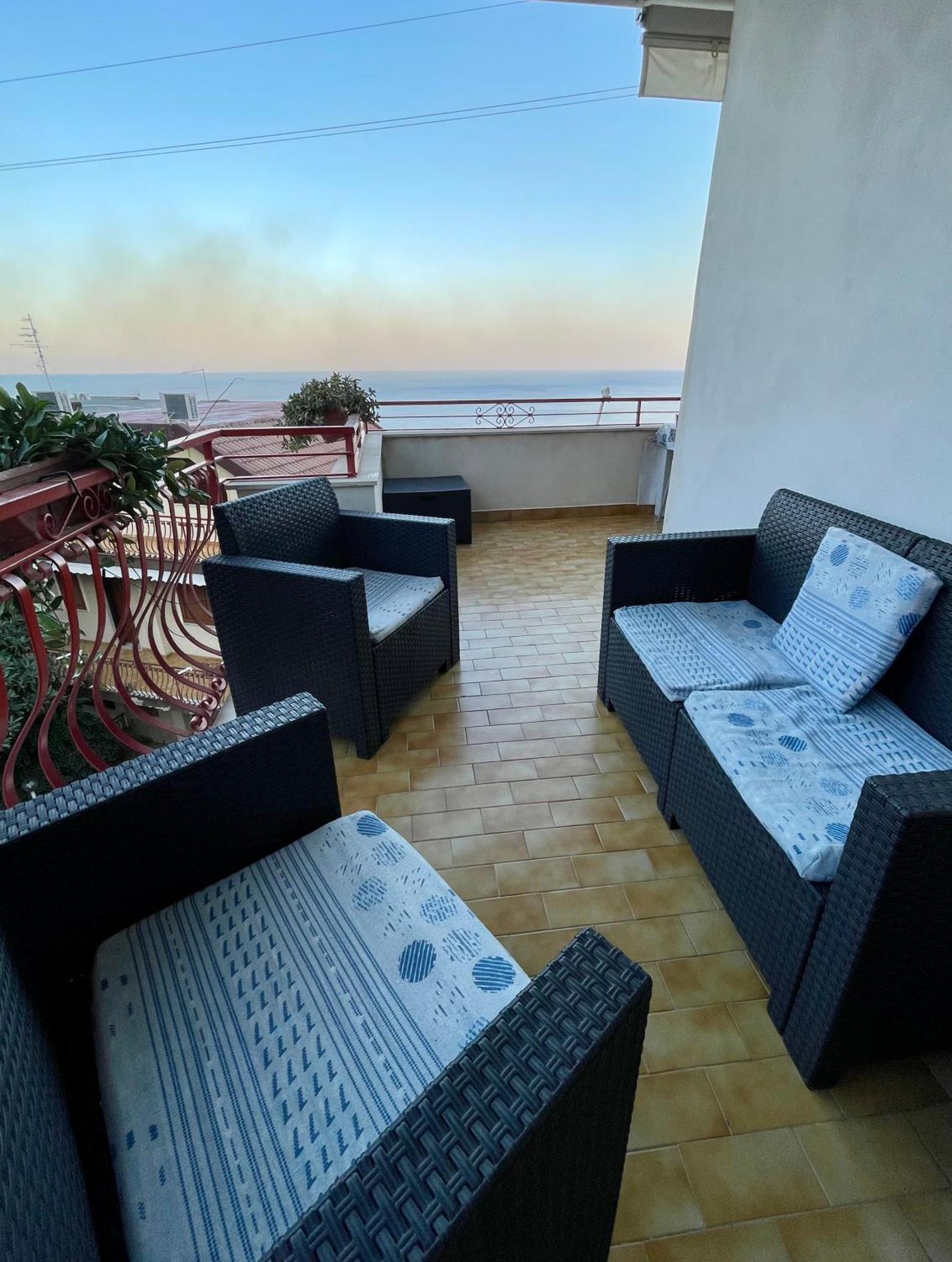 Baia Aurora Villa Letojanni Kültér fotó